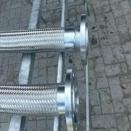 Tubo flessibile metallico ondulato